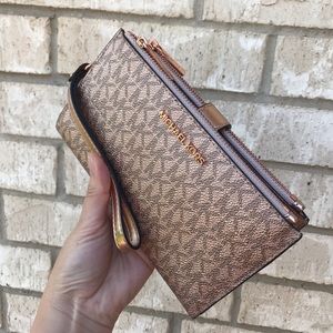Nwt! Michael kors double zip wristlet